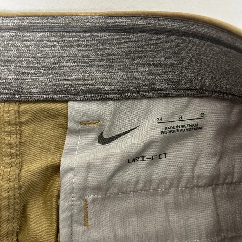 Nike Dri-FIT Chino Shorts Mens 34 Khaki Tan DA4142-297 Golf Athletic